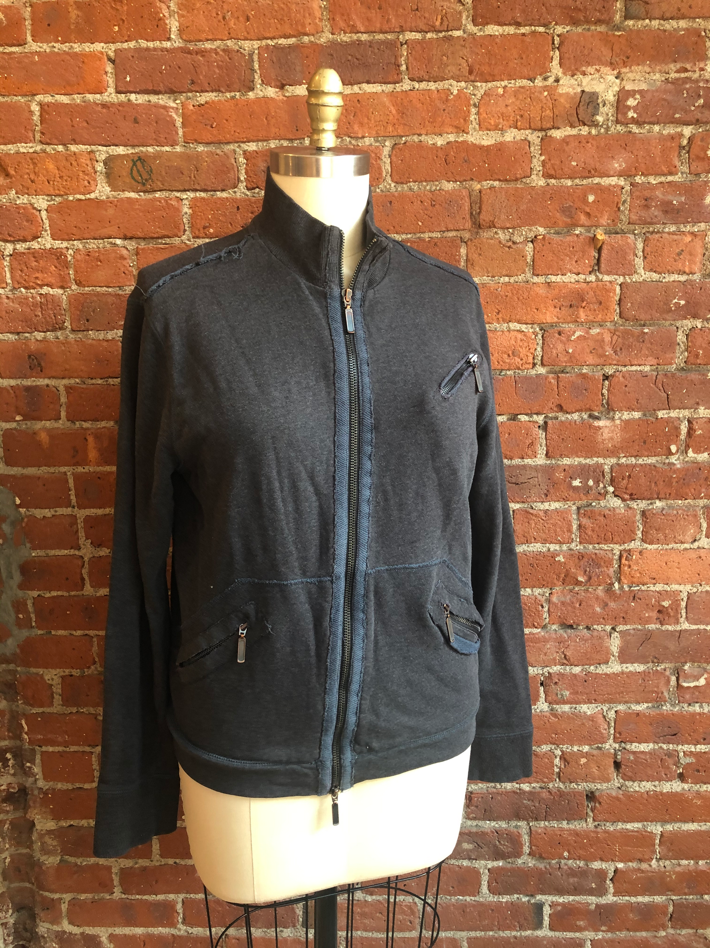 Skeleton zip 3